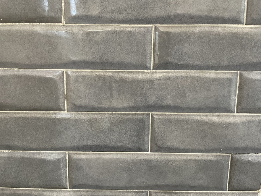 Sokar Mare glossy ceramic subway tile with a blue/grey solid colour, for walls. Made in Spain, in a 3x12" size.